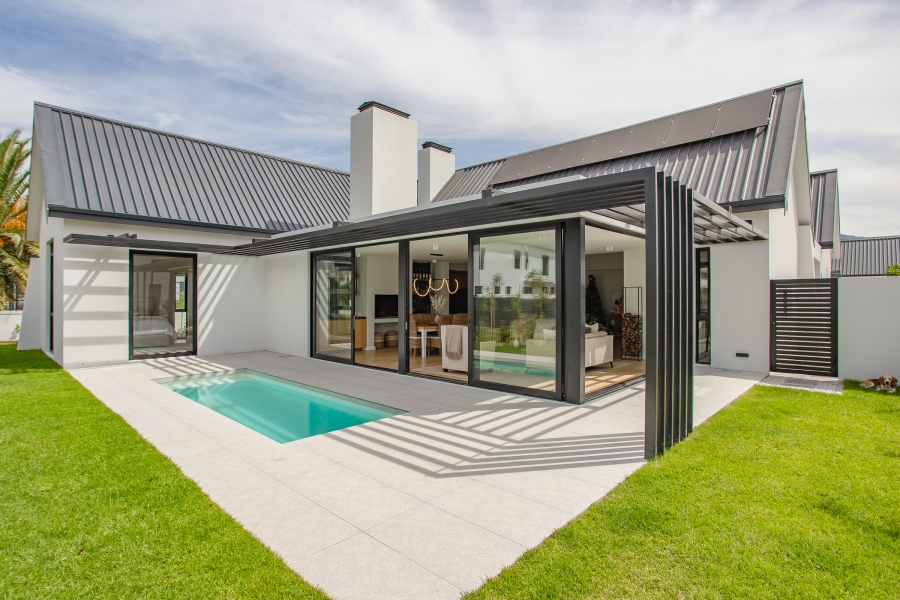 4 Bedroom Property for Sale in Pearl Valley at Val de Vie Western Cape